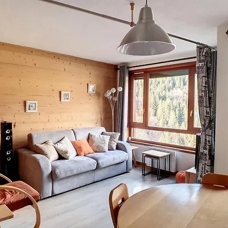 Apartment Location Appartement: Poolside Retreat In Jean D'aulps Saint-Jean-d'Aulps
