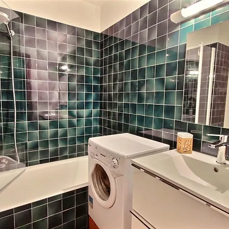 Apartment Location Appartement: Poolside Retreat In Jean D'aulps Saint-Jean-d'Aulps