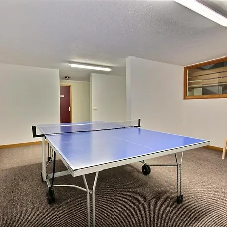 Apartment Location Appartement: Poolside Retreat In Jean D'aulps Saint-Jean-d'Aulps